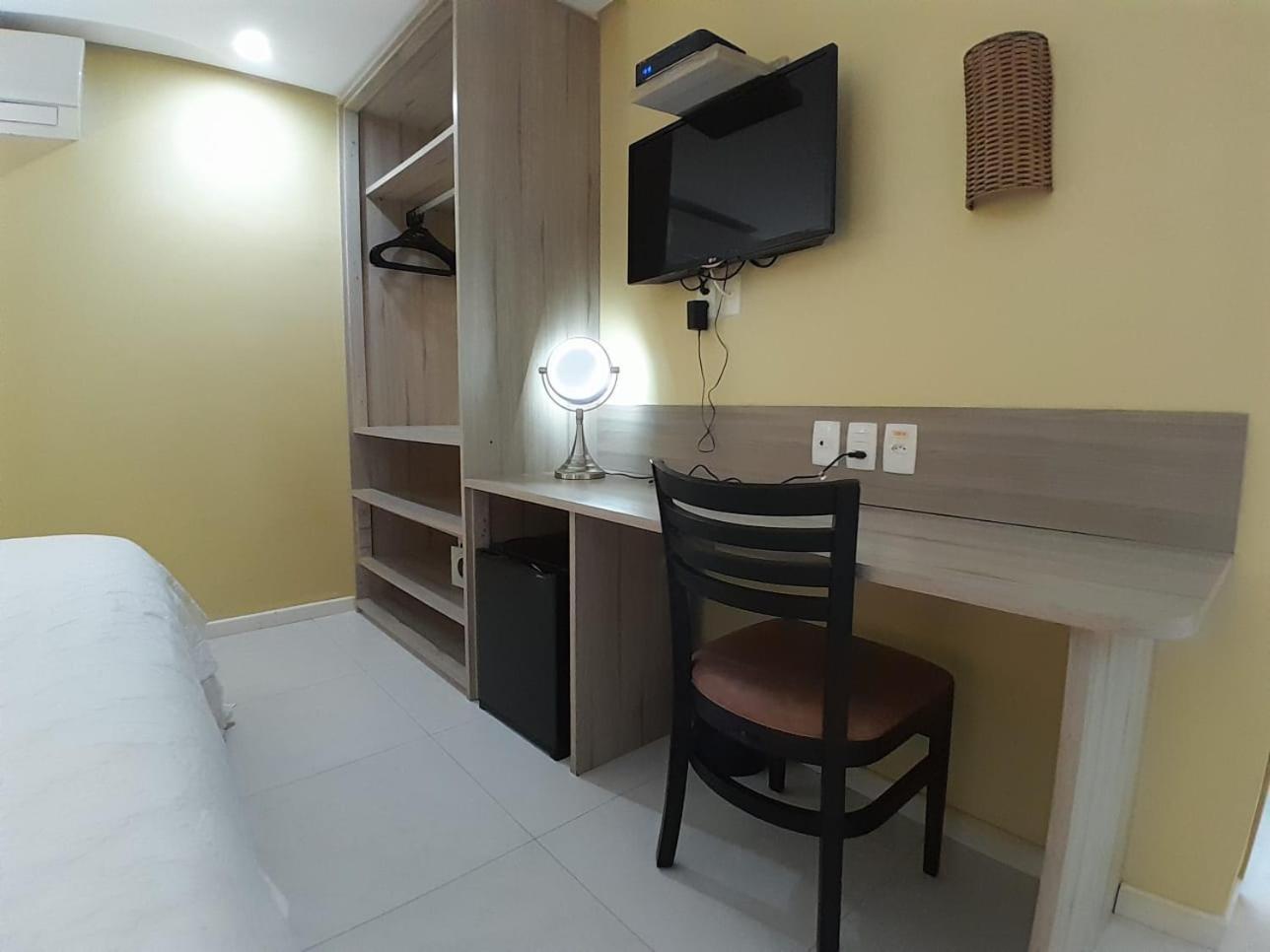 ז'אבואטו דוס גוארראפס Anai Hotel מראה חיצוני תמונה