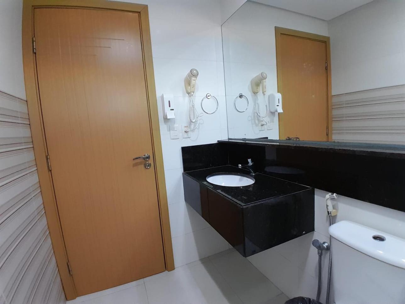 ז'אבואטו דוס גוארראפס Anai Hotel מראה חיצוני תמונה